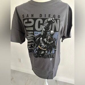 NEW Rare 2012 San Diego Comic Con Unisex Batman Gray Graphic DC Comics